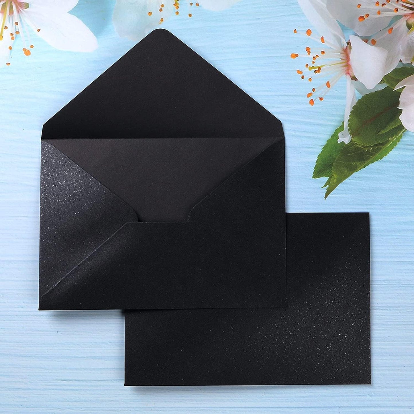 50 Pieces/Pack A7 Envelopes, 5.25 X 7.5'' Black Shiny Envelopes Perfect for 5X7'' Invitation Cards, Weddings Invitations, Photos, Greeting Cards, Christmas Gift Cards