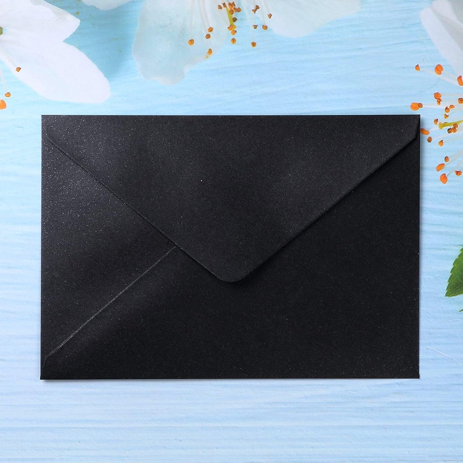 50 Pieces/Pack A7 Envelopes, 5.25 X 7.5'' Black Shiny Envelopes Perfect for 5X7'' Invitation Cards, Weddings Invitations, Photos, Greeting Cards, Christmas Gift Cards